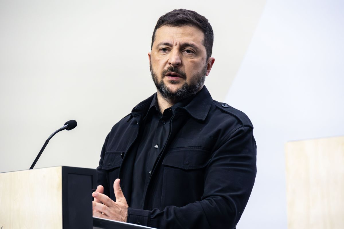 Ucraina, Zelensky “Drone russo ha colpito centrale stoccaggi