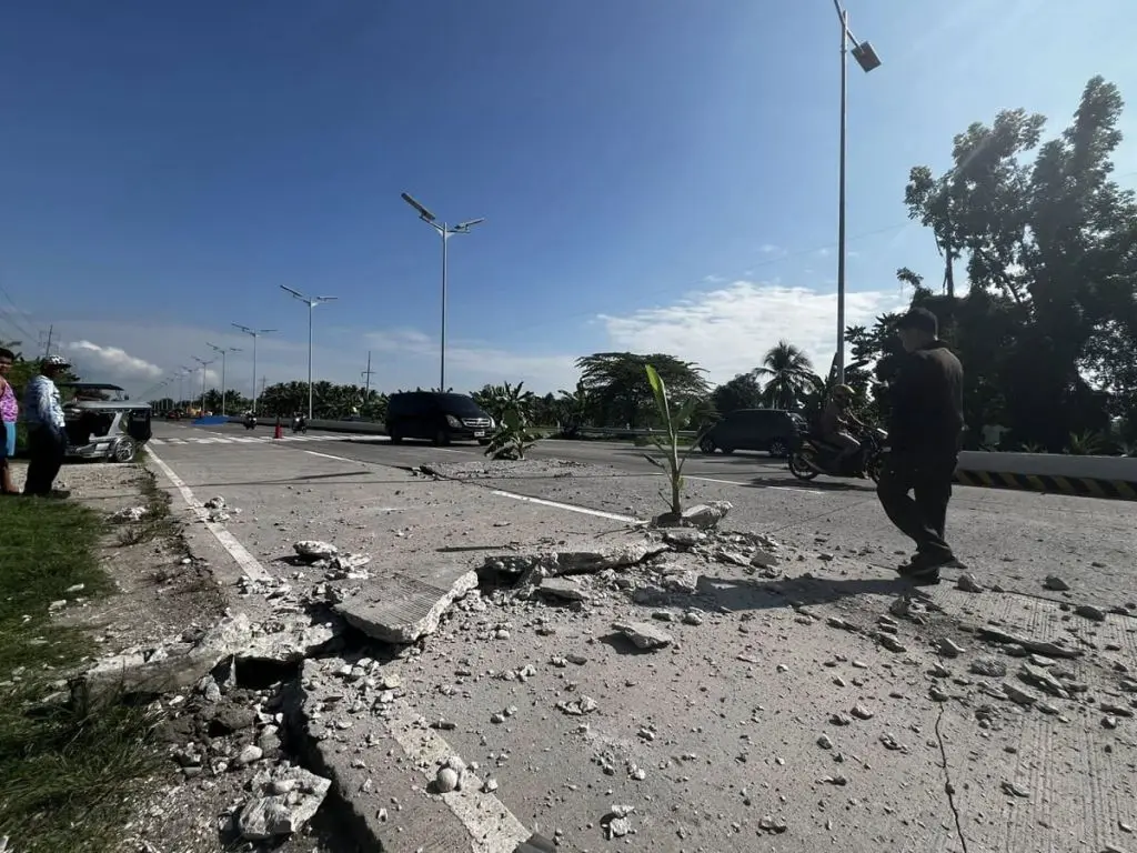 Terremoto di magnitudo 7.8 nelle Filippine, almeno 8 morti e
