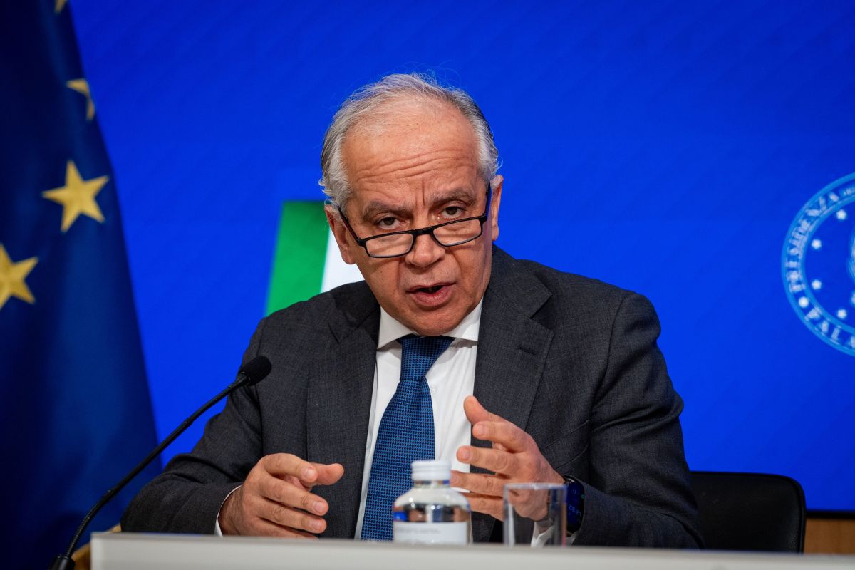 Piantedosi, “L’Ia supporterà la sicurezza, no al poliziotto 