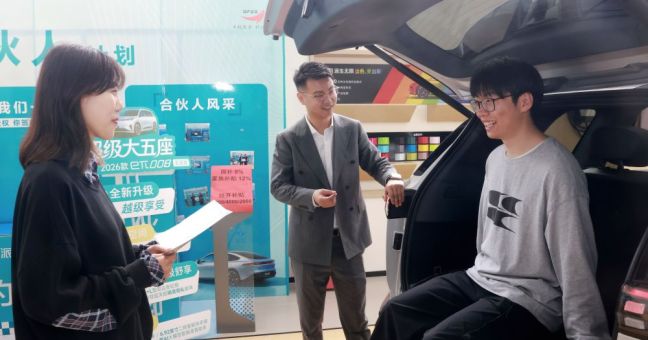 La Cina incentiva l’utilizzo di veicoli a nuova energia nelle zone rurali
