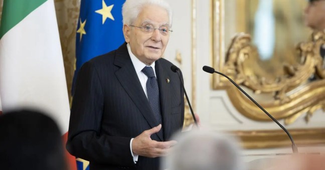 Mattarella, “Guardia di Finanza presidio di legalità e correttezza”