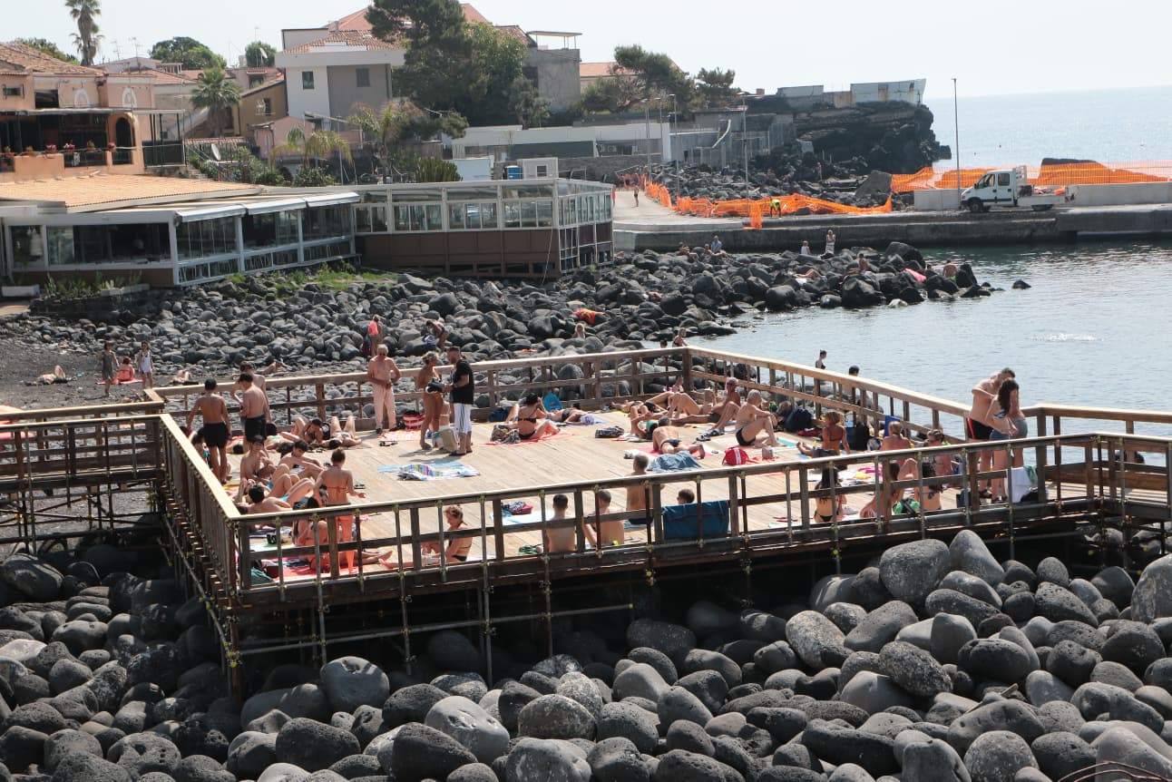 https://livesicilia.it/wp-content/uploads/2026/06/San-giovanni-li-cuti.jpg