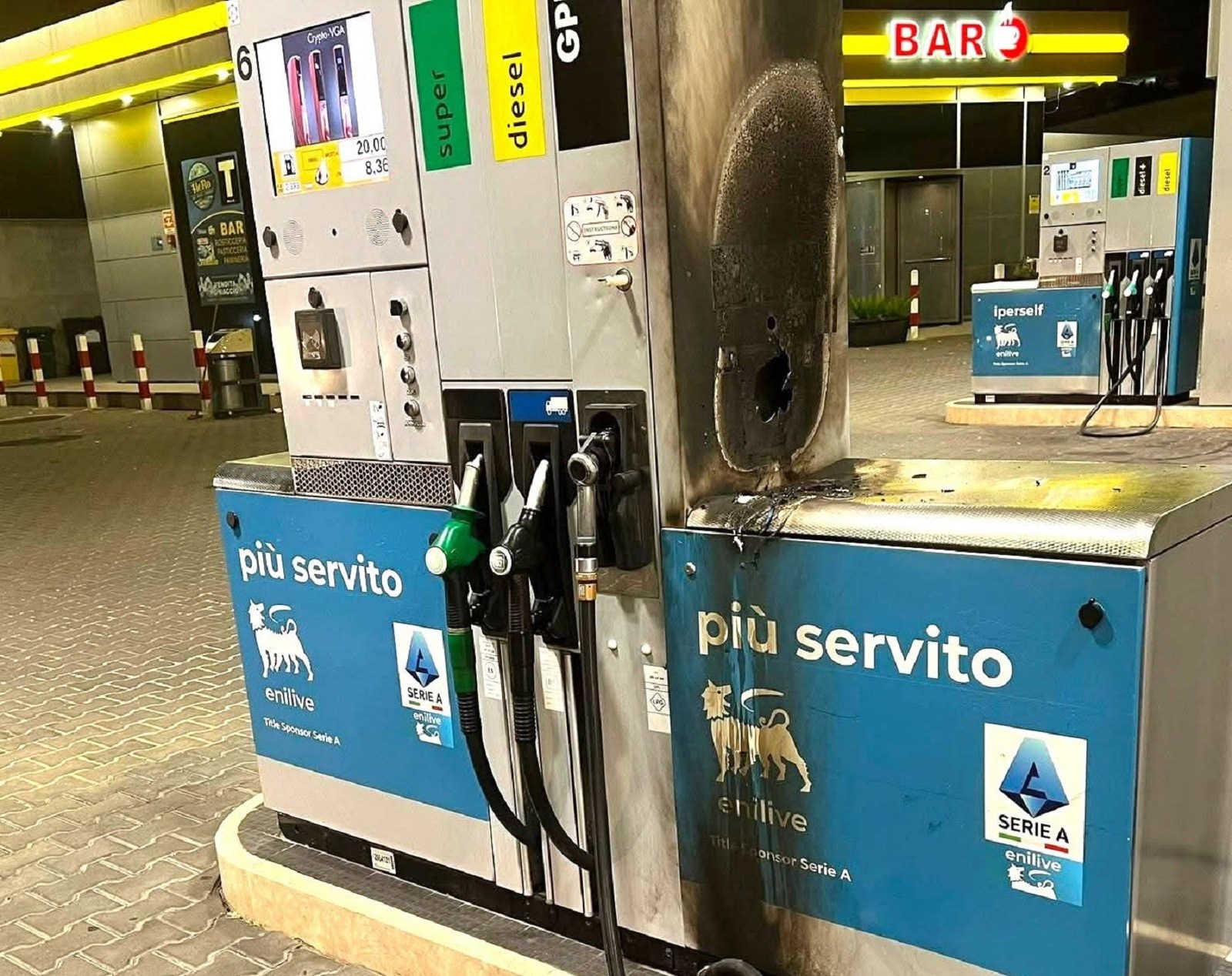 intimidazione stazione servizio Capaci