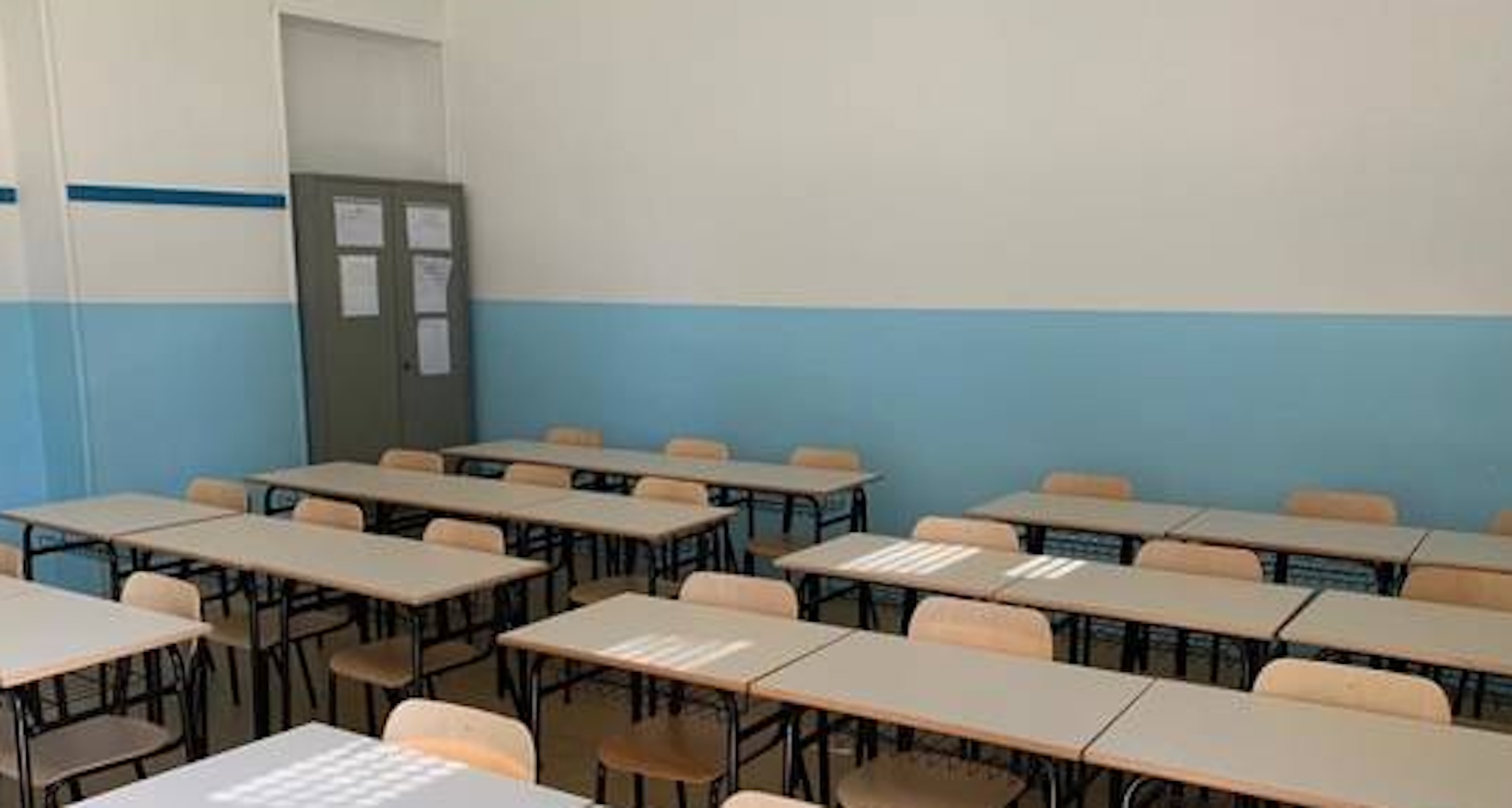 https://livesicilia.it/wp-content/uploads/2026/06/scuola.jpg