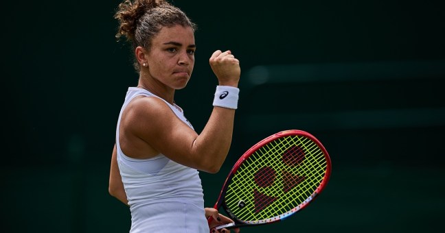Jasmine Paolini ai quarti di Wimbledon, battuta in tre set Alex Eala