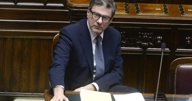 Difesa, Giorgetti “Nessuna riduzione delle spese per educazione e sanità”