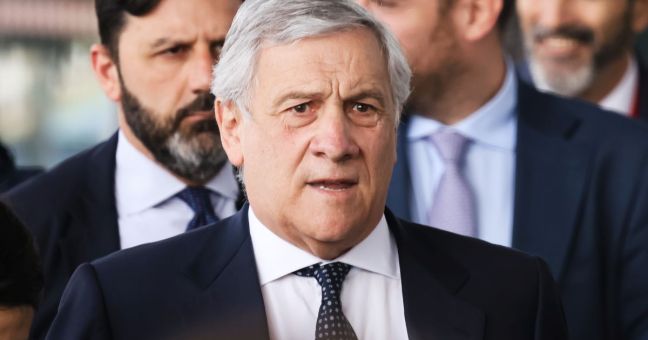 Fisco, Tajani “FI propone di detassare le tredicesime e ridurre il bollo auto”