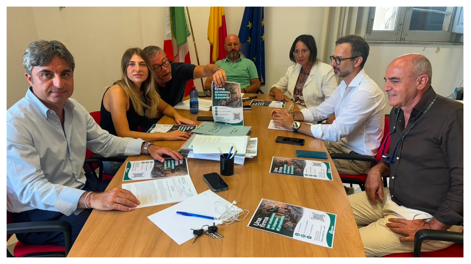 Confesercenti raccolta firme