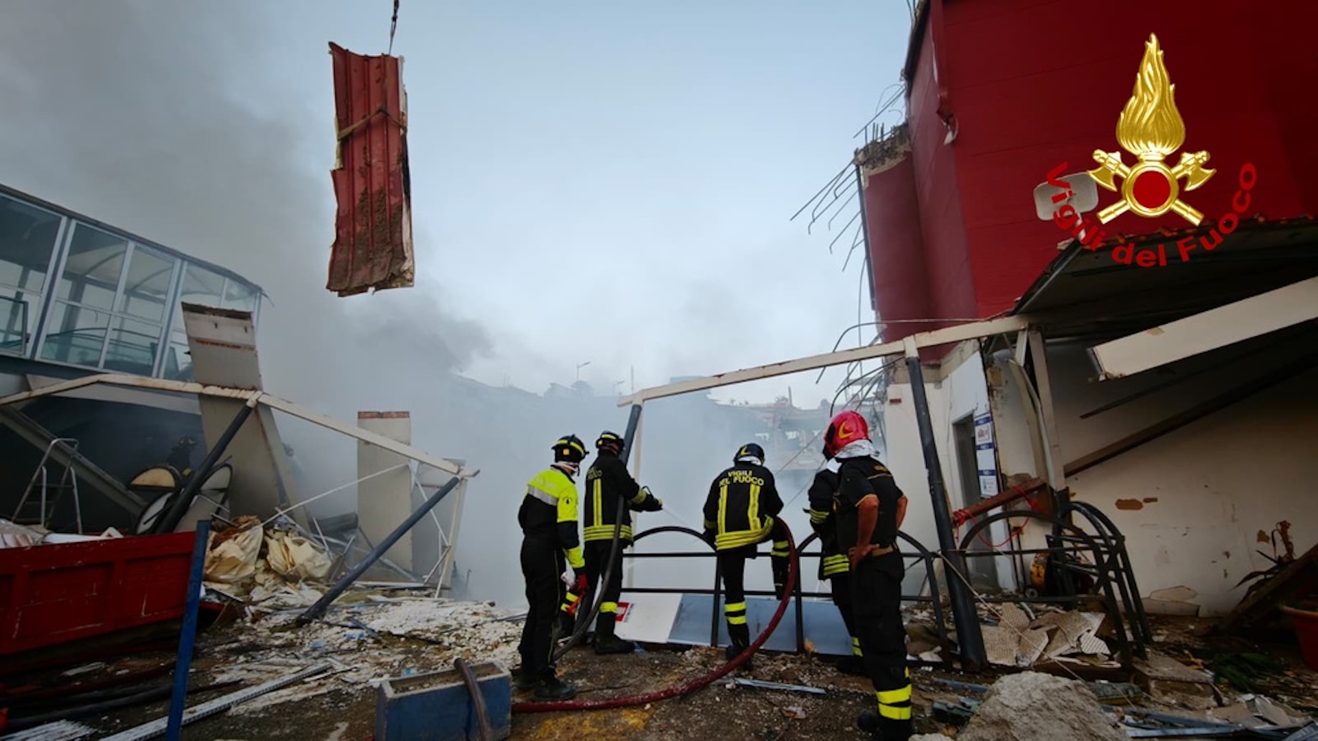 https://livesicilia.it/wp-content/uploads/2026/07/Crollo-Messina-1.jpeg