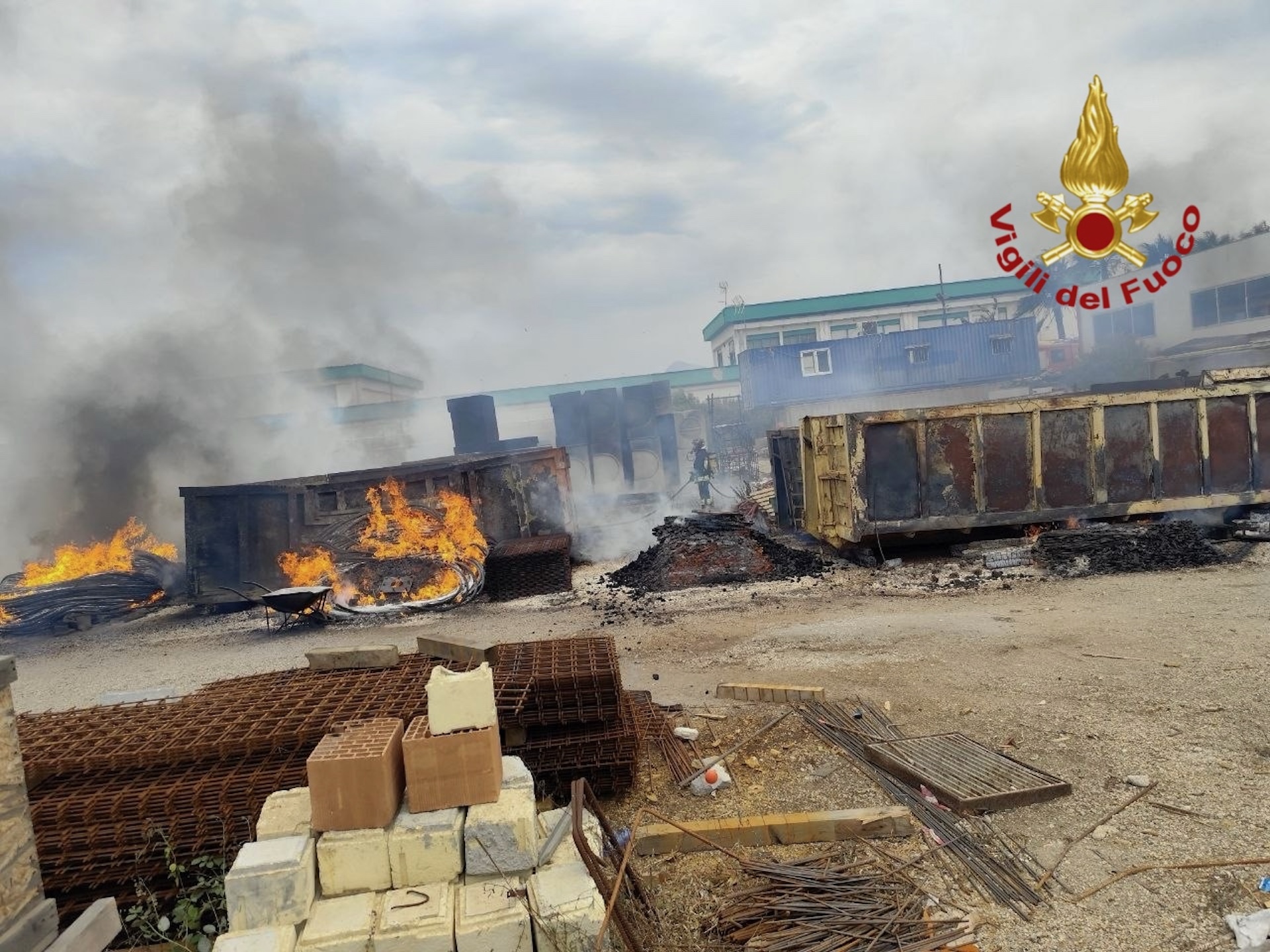 https://livesicilia.it/wp-content/uploads/2026/07/Incendio-Termini-Imerese-2.jpeg