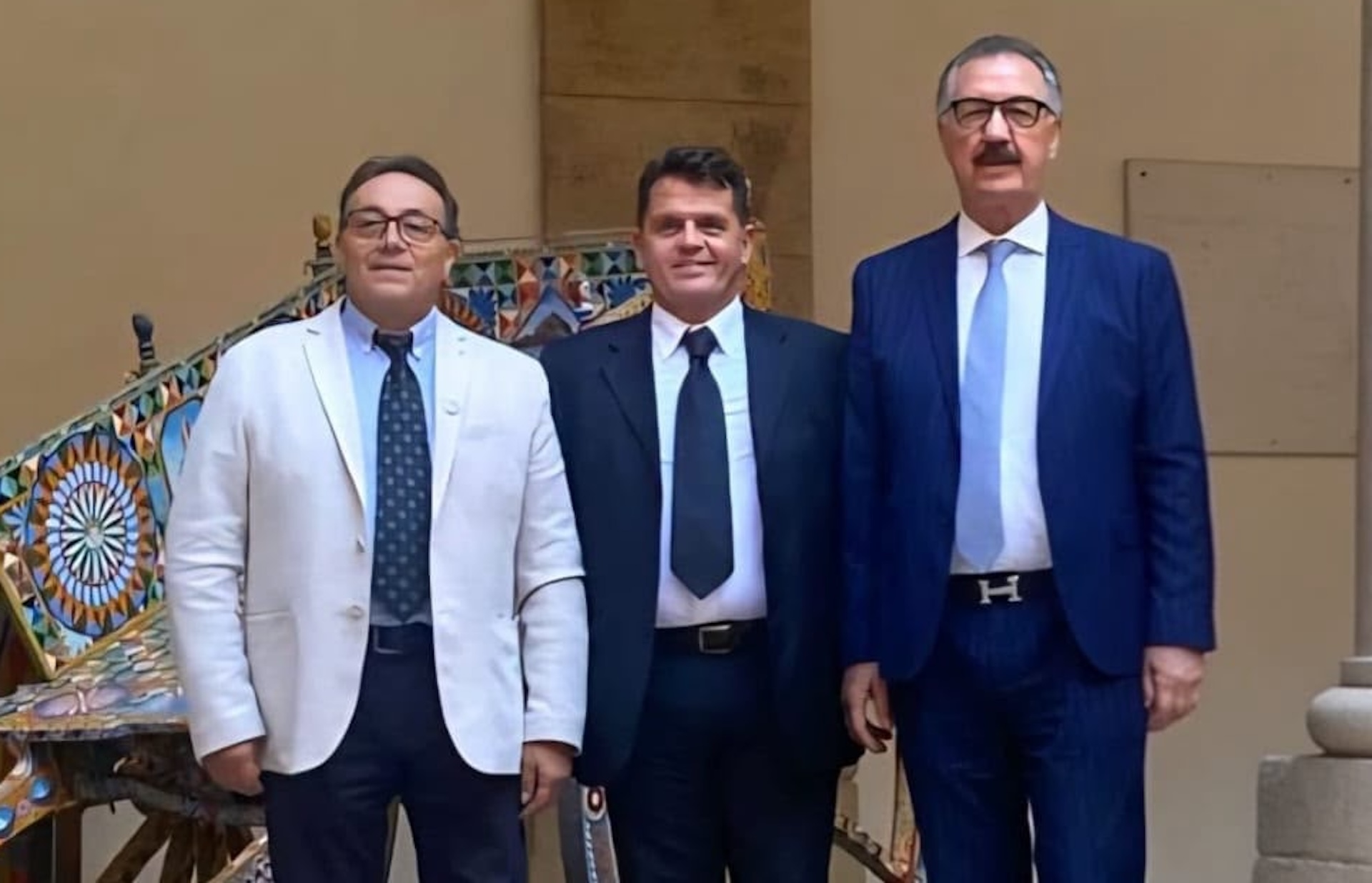 https://livesicilia.it/wp-content/uploads/2026/07/Udc-sostegno-Lagalla.jpeg