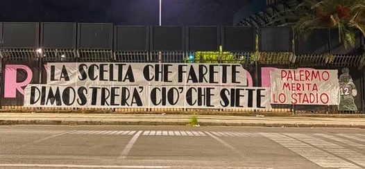 https://livesicilia.it/wp-content/uploads/2026/07/striscione-curva-nord-stadio-palermo.jpg