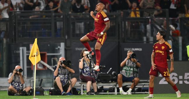Tre volte Dybala-Malen, poi Pisilli: la Roma piega la Fiorentina