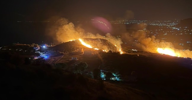 incendio scopello