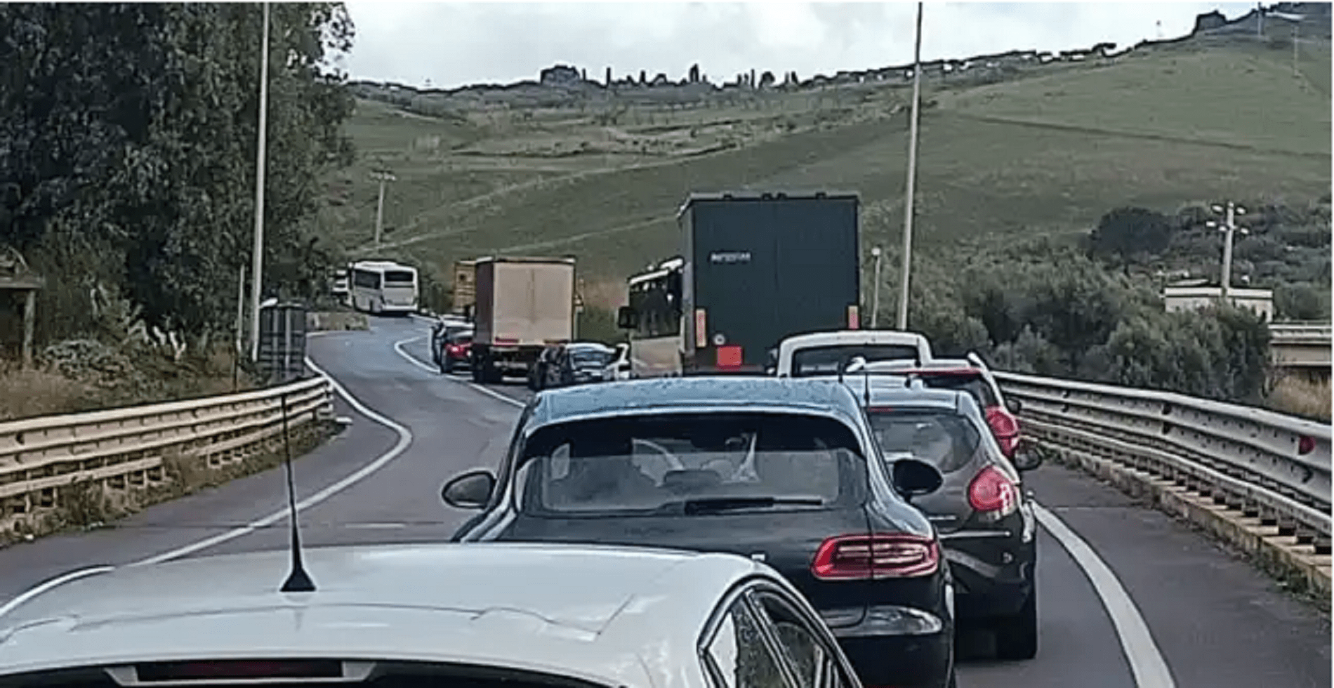 https://livesicilia.it/wp-content/uploads/2026/08/incidente.png?w=1900