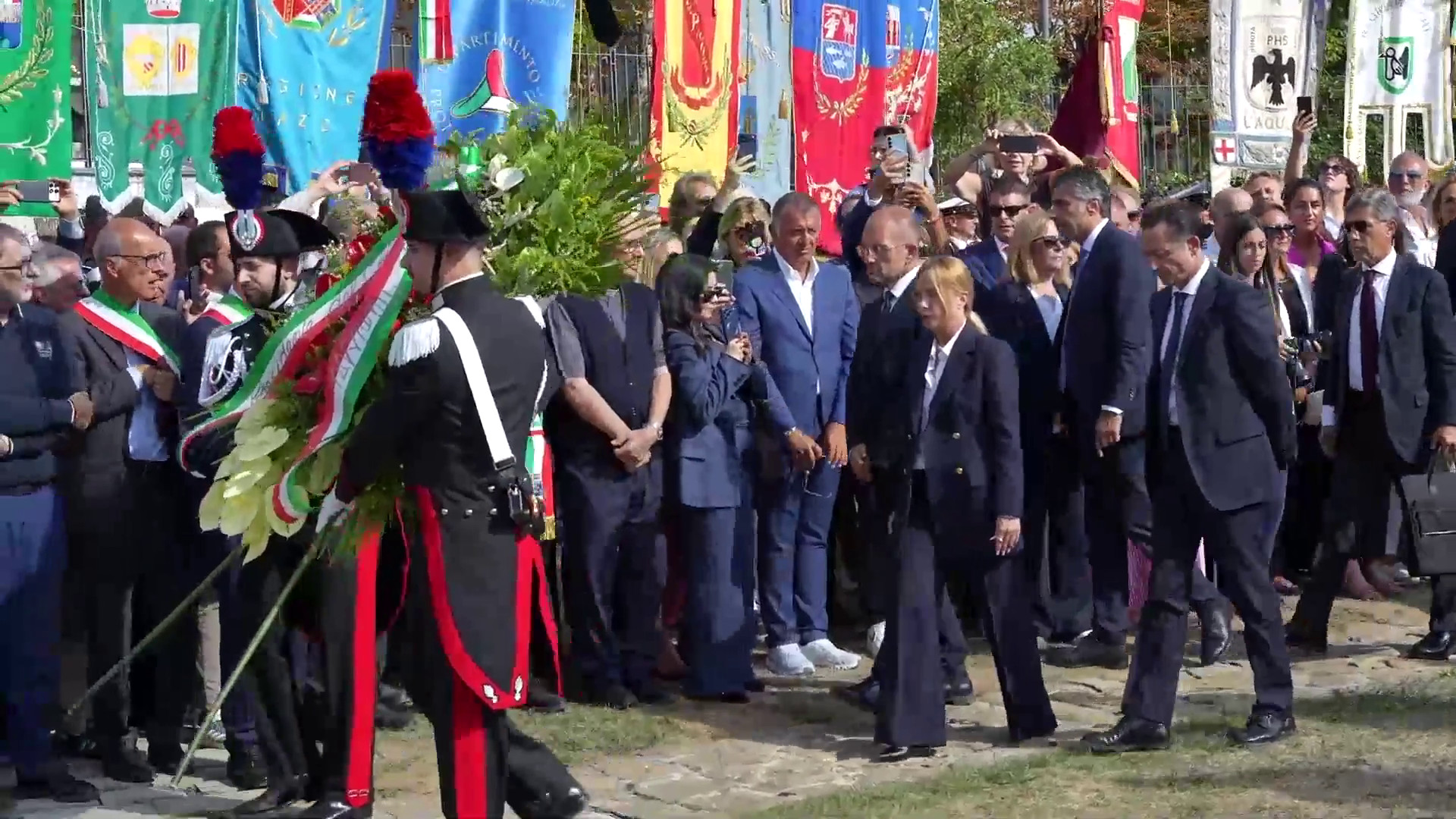 https://livesicilia.it/wp-content/uploads/2026/08/llX5.jpg