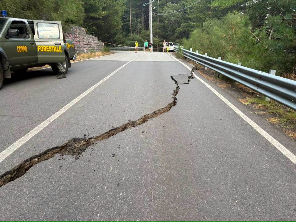 https://livesicilia.it/wp-content/uploads/2026/08/terremoto-linguaglossa-foto-cocina.jpeg