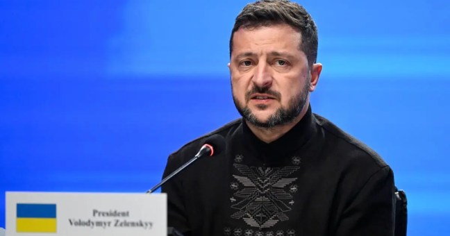 Ucraina, Zelensky “Pronti per colloqui, serve pace dignitosa”