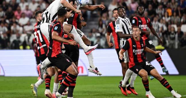 Una perla di Cisse e un’incornata di Gatti nel recupero, Juve-Milan 1-1