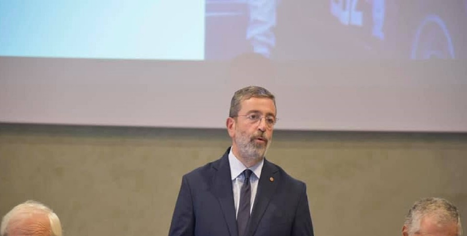 https://livesicilia.it/wp-content/uploads/2026/09/Angelo-Pizzuto.jpg