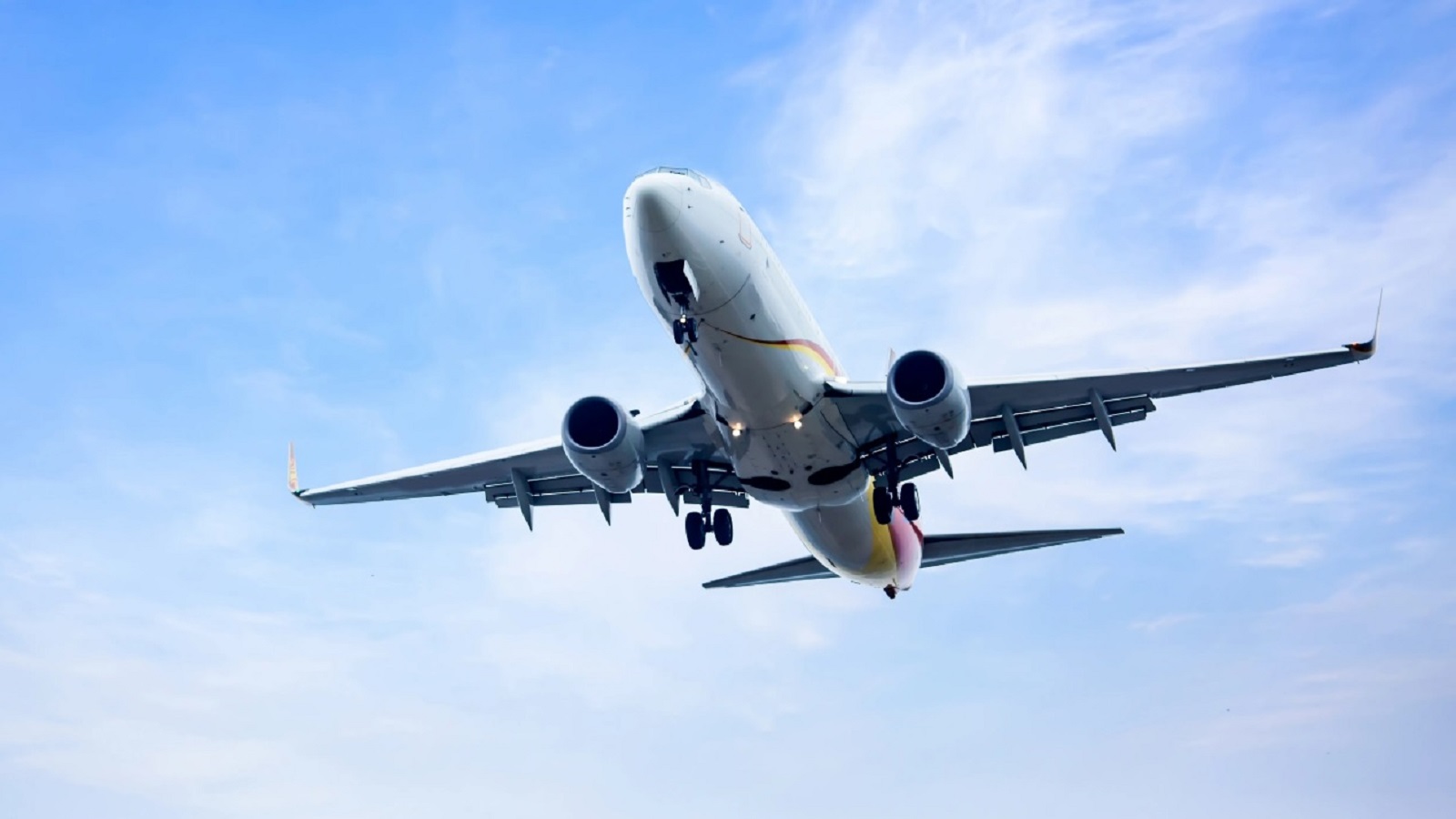 https://livesicilia.it/wp-content/uploads/2026/09/aereo.jpg