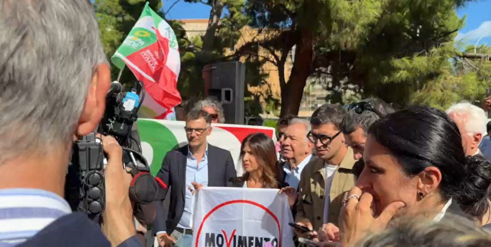 https://livesicilia.it/wp-content/uploads/2026/10/campo-largo-manifestazione.jpg
