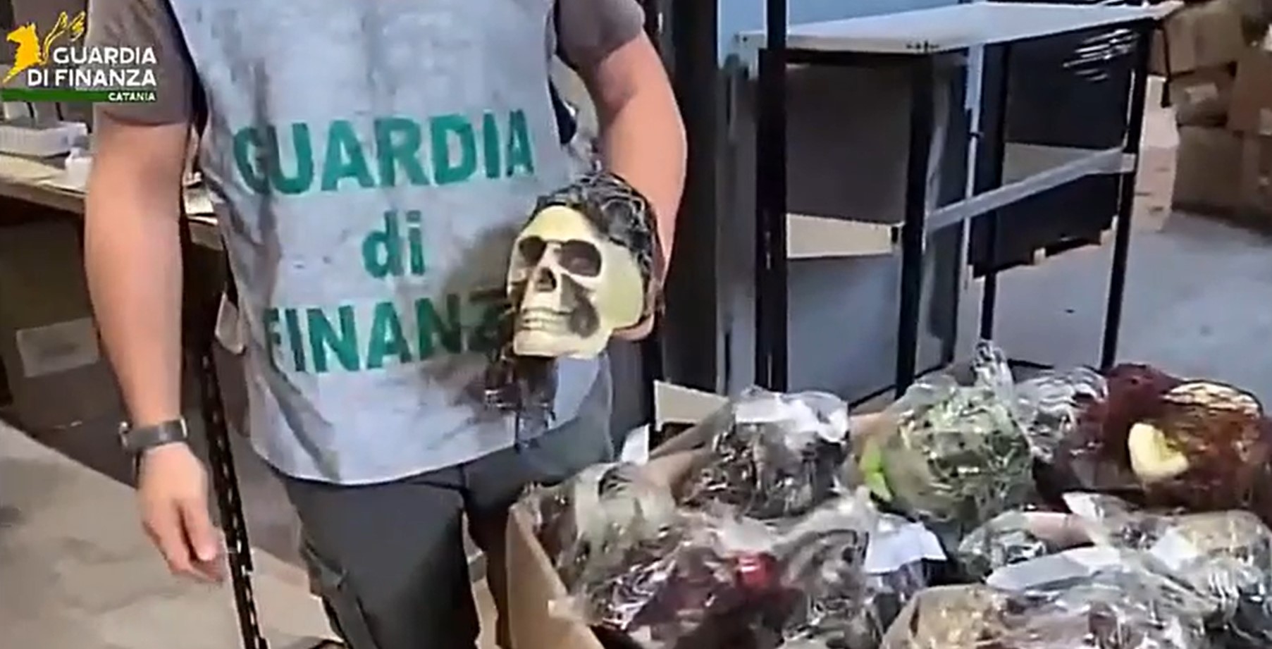 https://livesicilia.it/wp-content/uploads/2026/10/gdf-catania.jpg
